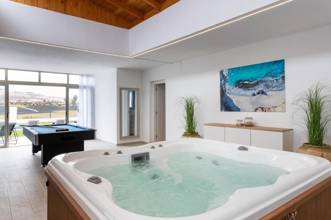 Luxury Villa Perla Caleta De Fuste Exterior photo